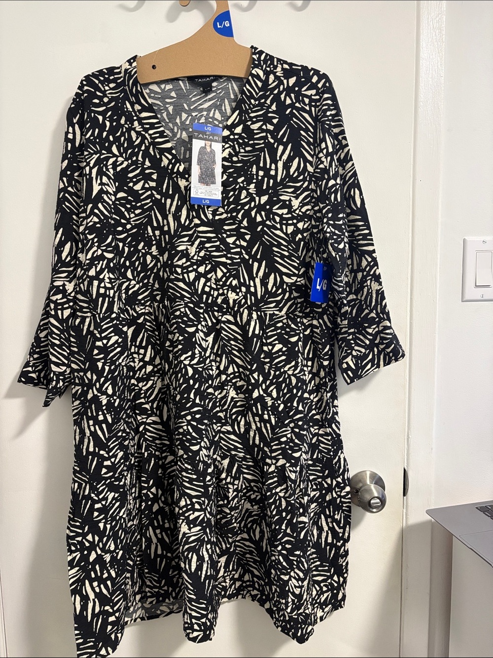 Tahari 3/4 Sleeve Dress